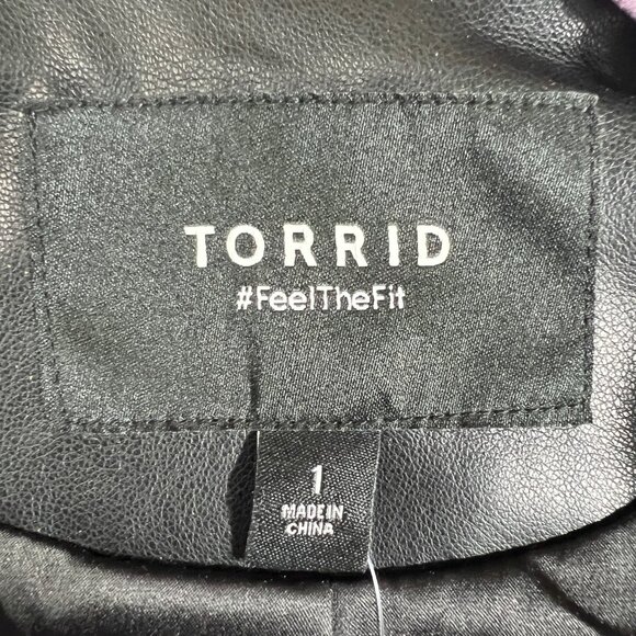 Torrid Black Faux Leather Moto Jacket Zippered Details Womens Size 1/1X/14-16 - Picture 7 of 9